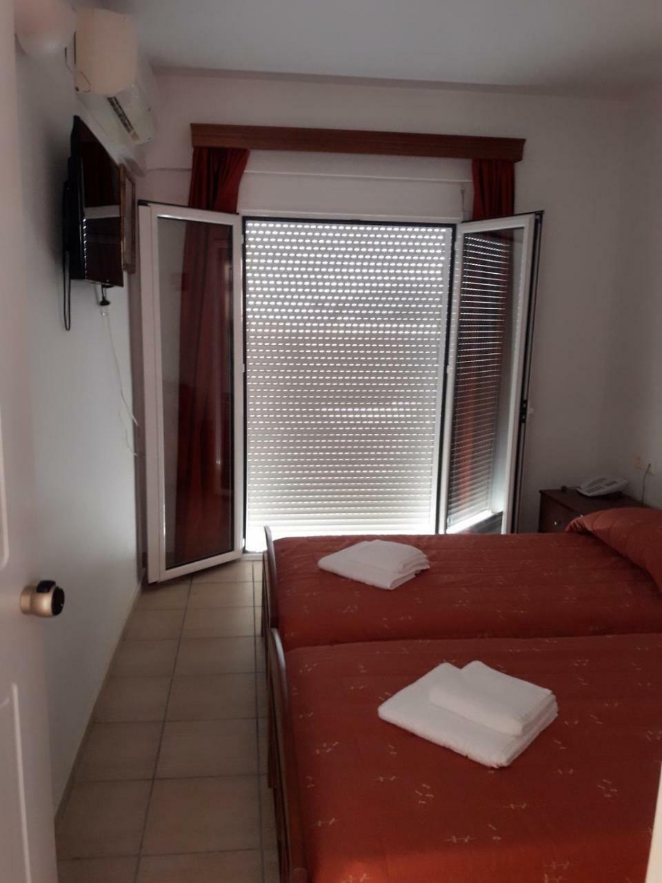 Hôtel Aquamar Beach à Kournás Extérieur photo