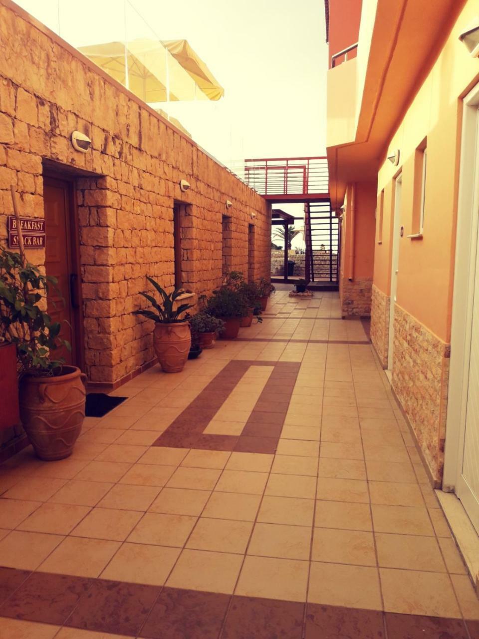 Hôtel Aquamar Beach à Kournás Extérieur photo